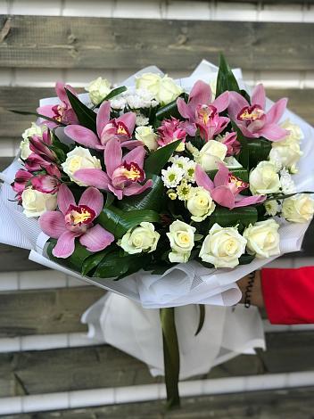 Букет цветов из: Розы и Хризантемы в Шебалино