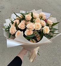 Букет Кремовые розы Латте в Шебалино