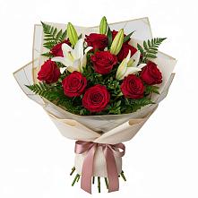Букет цветов из:  Лилии и Розы в Шебалино