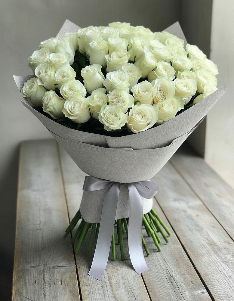 Букет 35 Белых роз в Шебалино