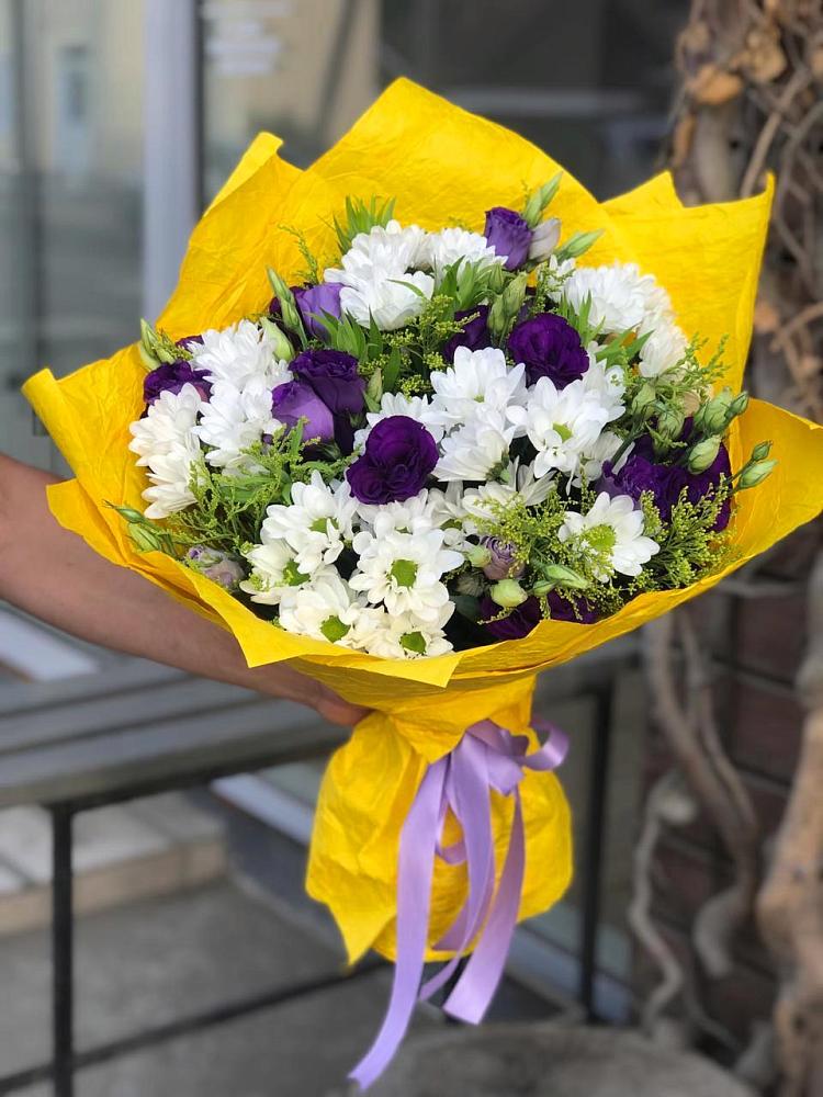 Букет цветов из: Ирисы, Хризантемы и Ромашки в Шебалино