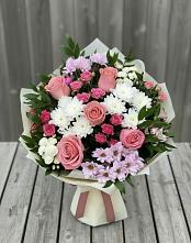 Букет цветов из:  Альстромерии, Гвоздики, Розы и Хризантемы в Шебалино