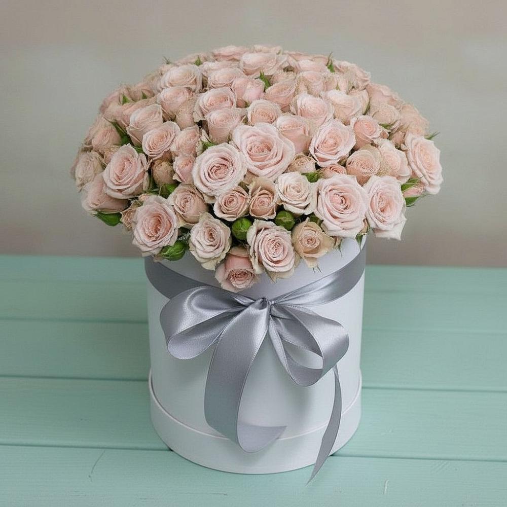 Цветочная композиция из Розы в шляпной коробке в Шебалино